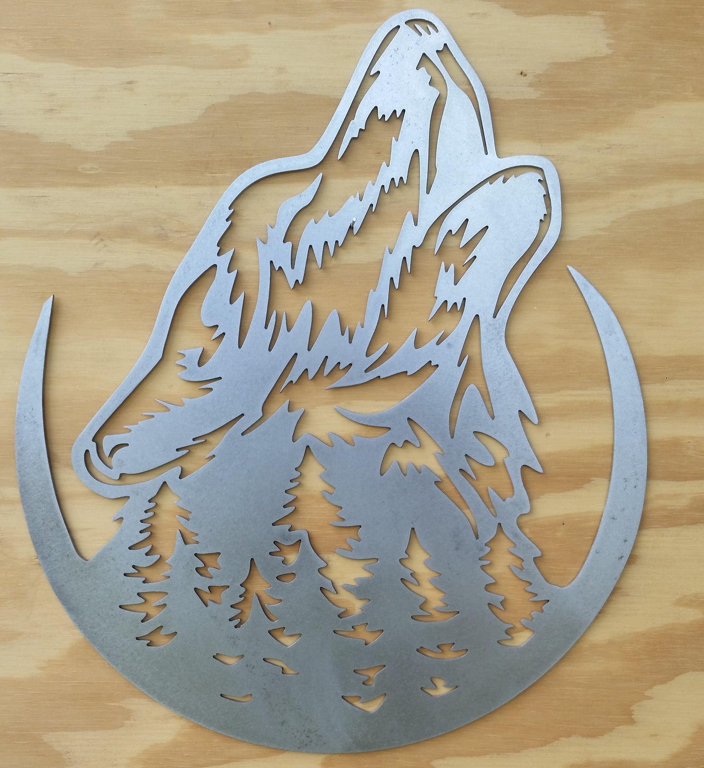 Howling Wolf Metal Wall Art & Decor, Wildlife-Nature Metal Sign